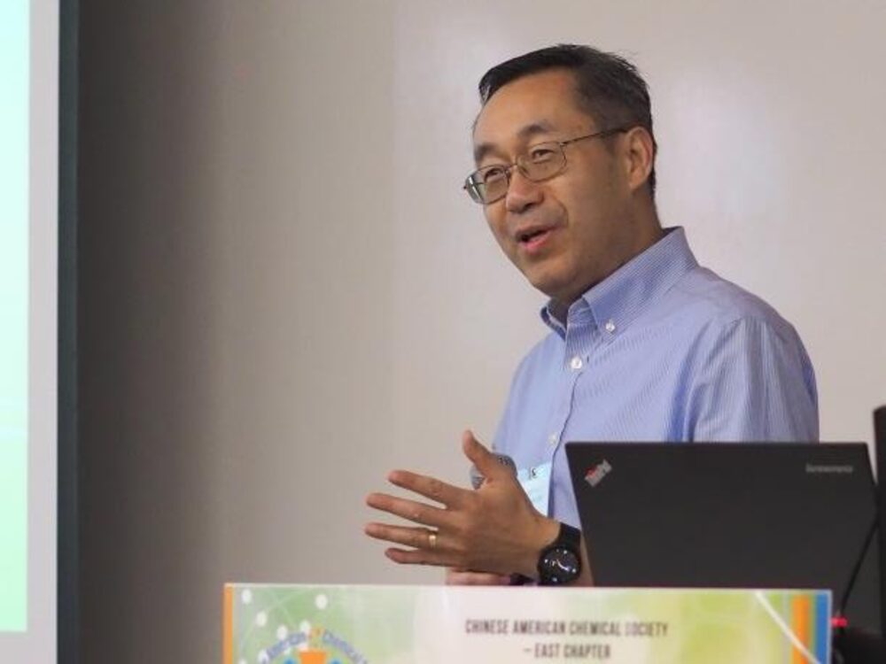 Dr. Longqin Hu of Rutgers delivering the welcoming speech