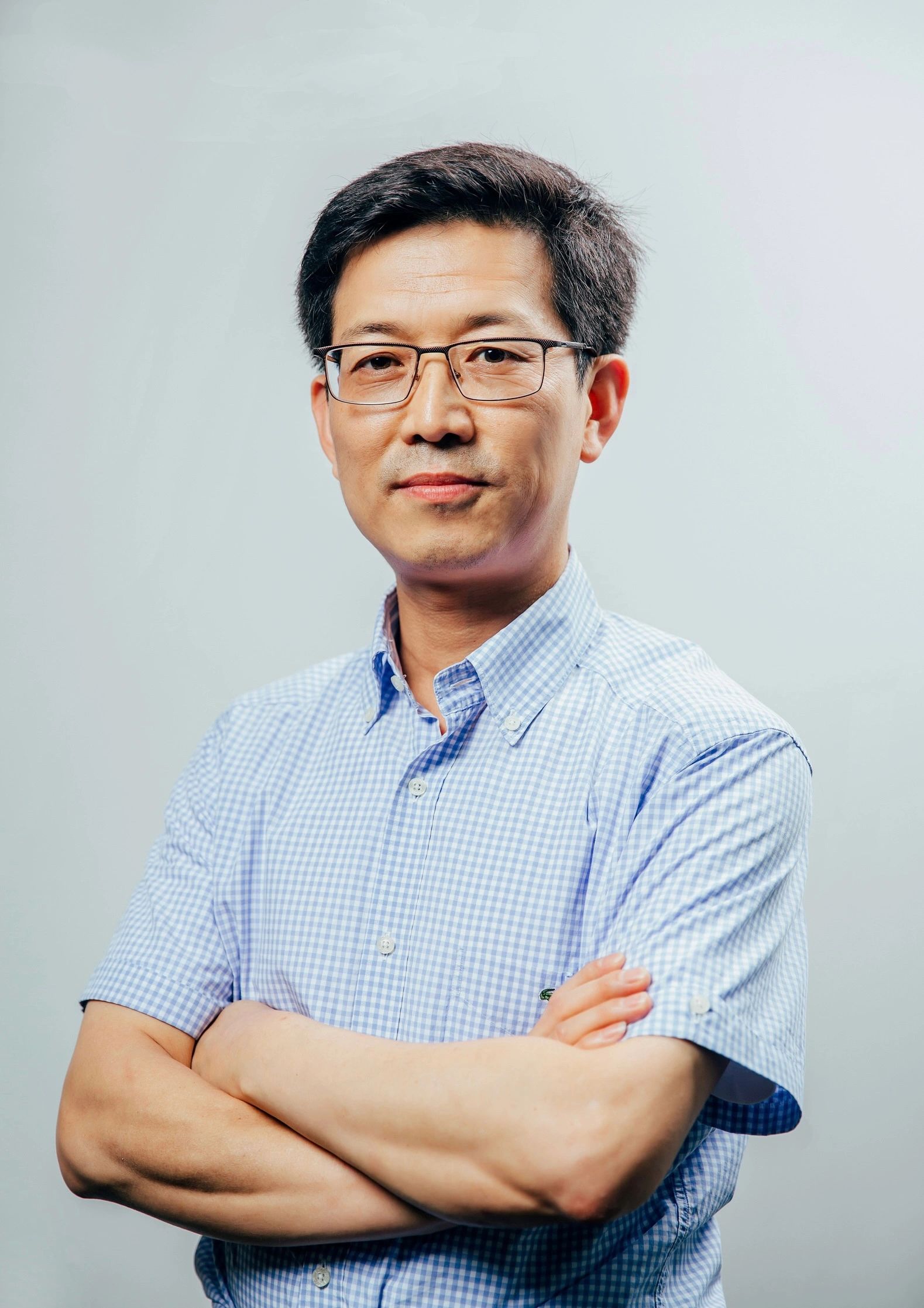 Portrait of Mingwen (Kevin) Wang, Ph.D.